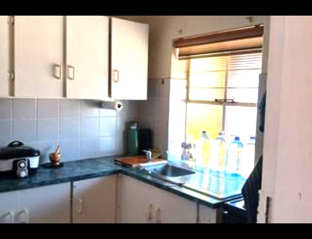 2 BEDROOM TOWNHOUSE FOR SALE IN HORIZON VIEW